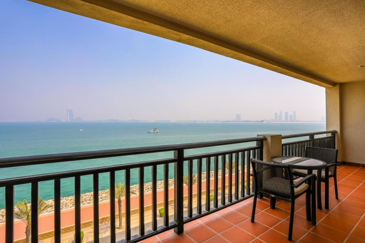Signature Living Resort Apartments With Private Beach And Laguna Pool , Palm Jumeirah