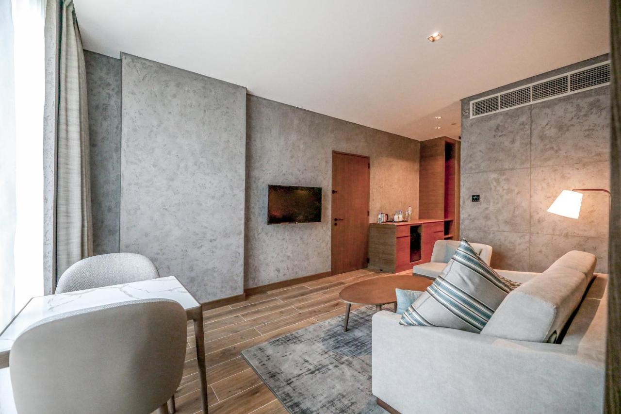 Mercure Gold District 3*