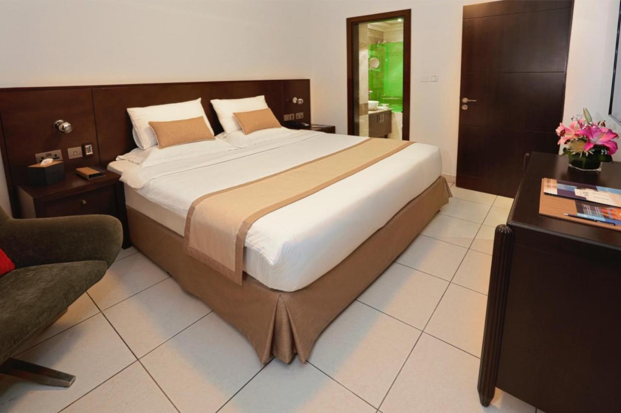 Aparthotel Mena Albarsha At The Mall