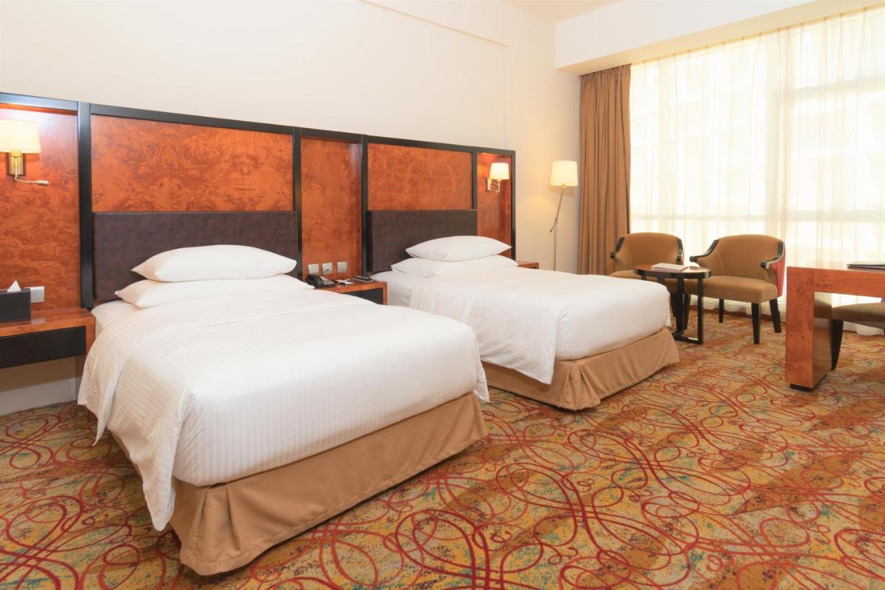Hotel Millennium Airport