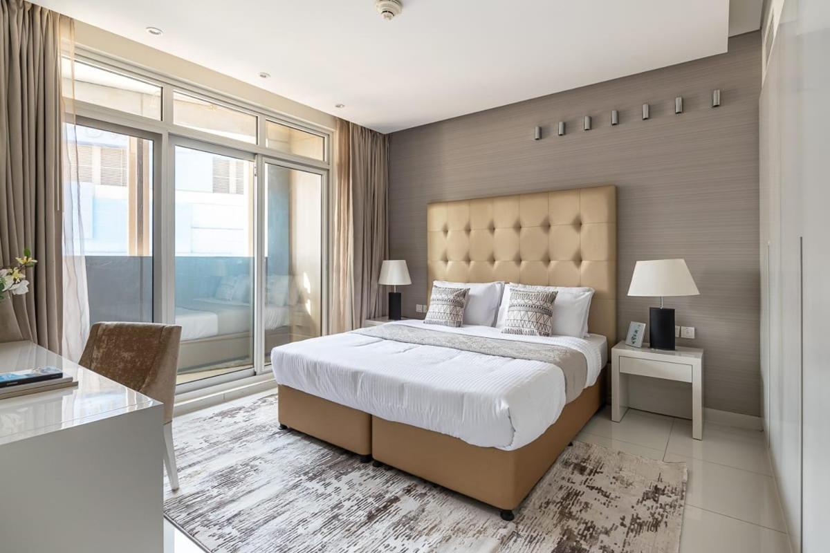 Frank Porter - Damac Voleo Apartment