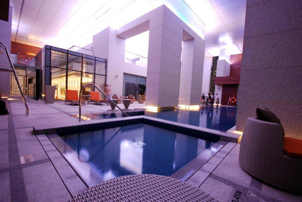 Royal Club By Rvhr, Bonnington Residential Tower - Jlt Apartment
