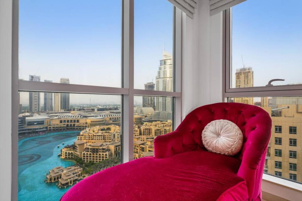 Spectacular Burj & Fountain View - Luxurious 3 Bedrooms & Maids - The Residences Dubai