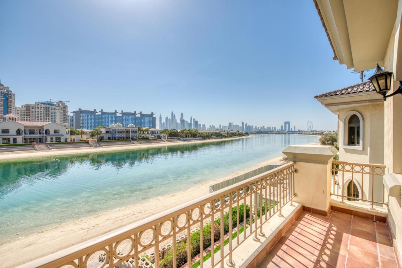 Sol Living - Exquisite 5br Garden W/pool & Beach In Palm * Dubai