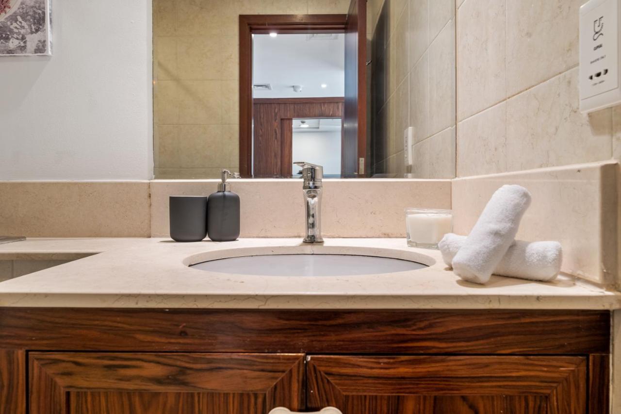 Chic And Zen Apartment, Near Burj Khalifa Tower Dubai