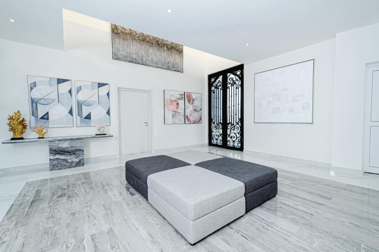 Luxury Modern White On Island 9,500 Sqft Villa