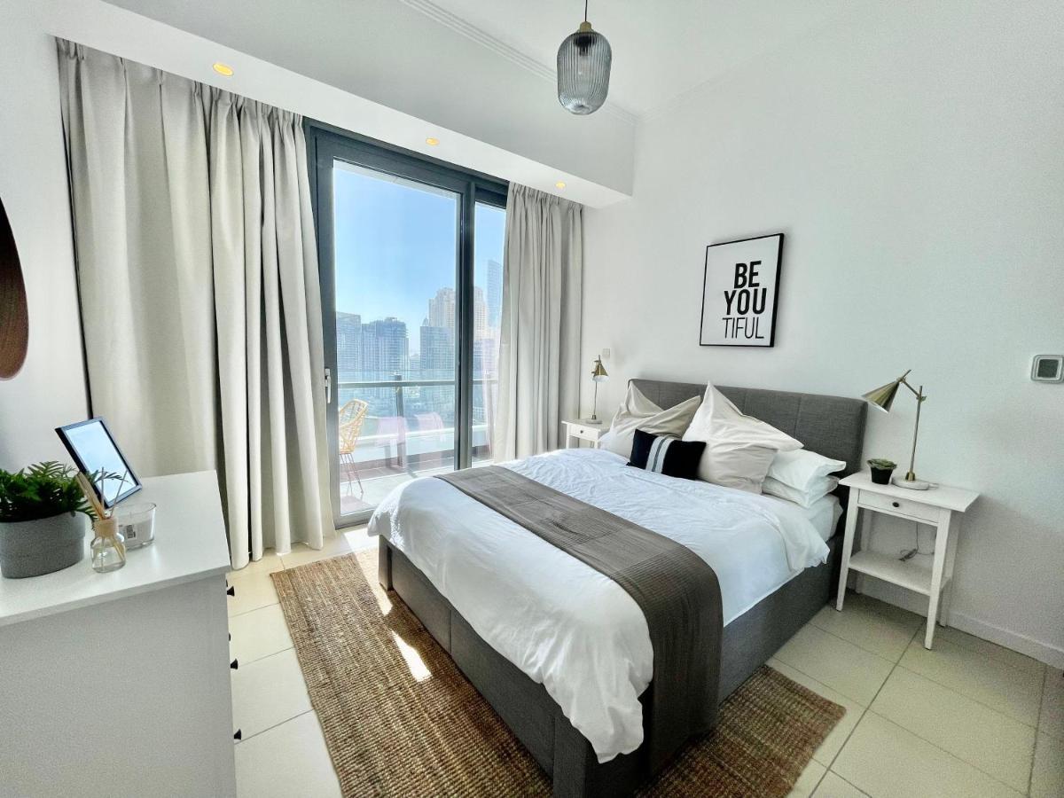 Stunning Marina View With Balcony - Airbetter