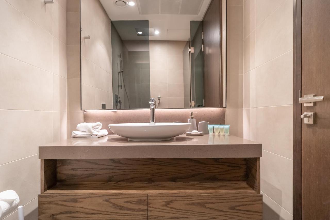 Luton - Luxury & High Floor 2br , Jumeirah Living Marina Gate 3 - 48ab07 Apartment