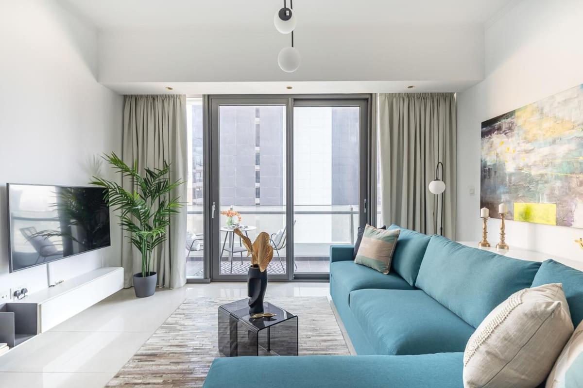 Frank Porter - Silverene Tower Apartamento Dubai