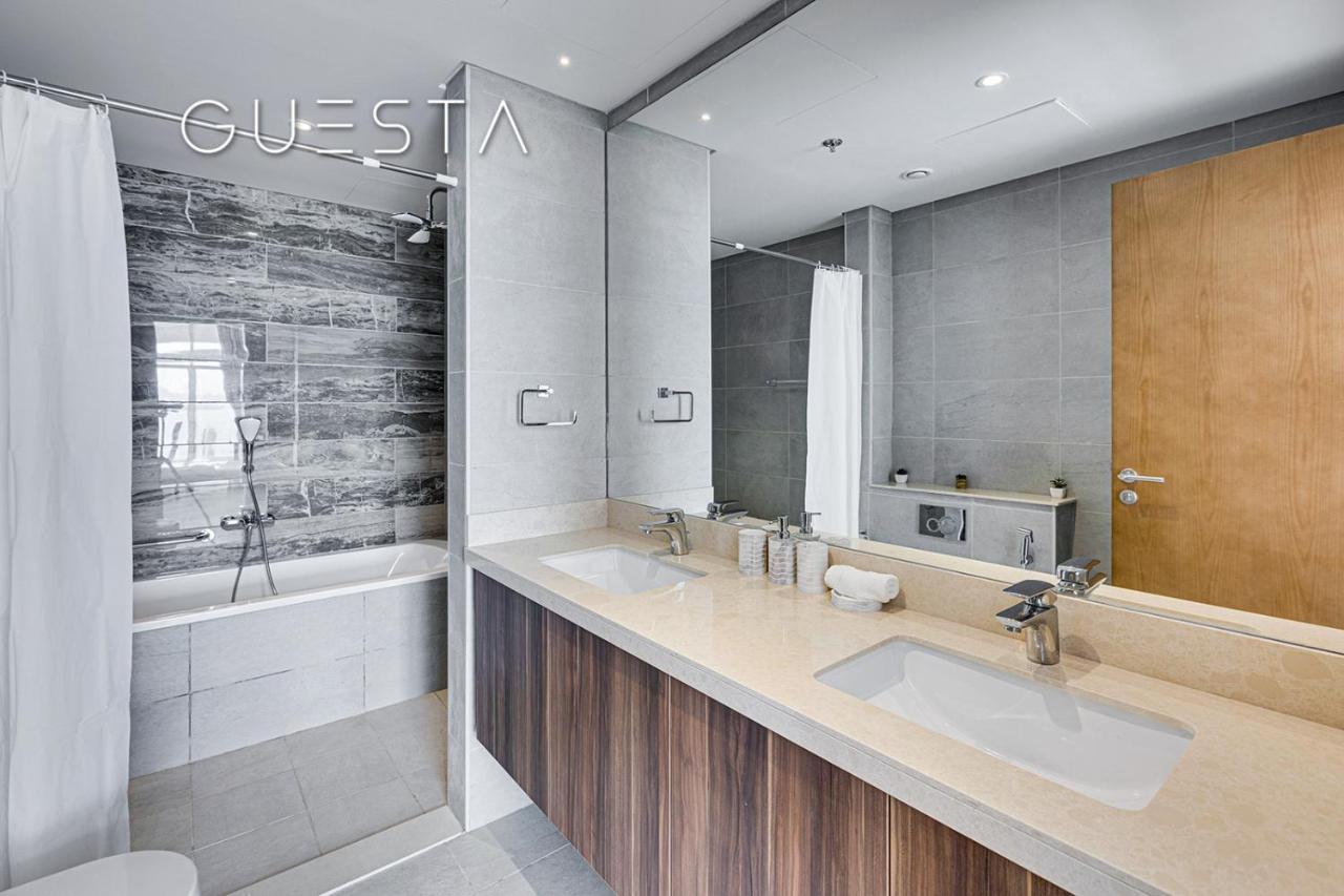 Apartment Azizi Mina The Palm, Free And Pool Access Dubai