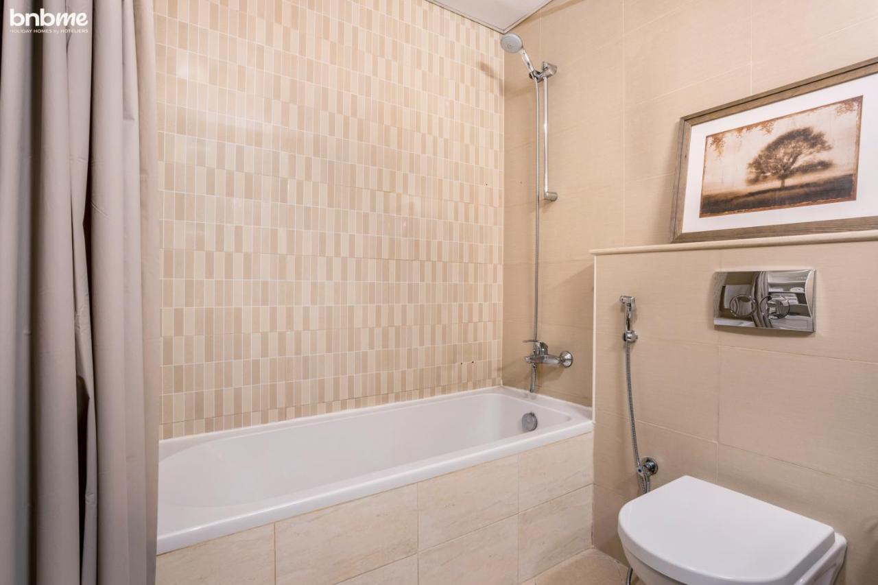 Bnbmehomes - The Medalist Apartment Dubai