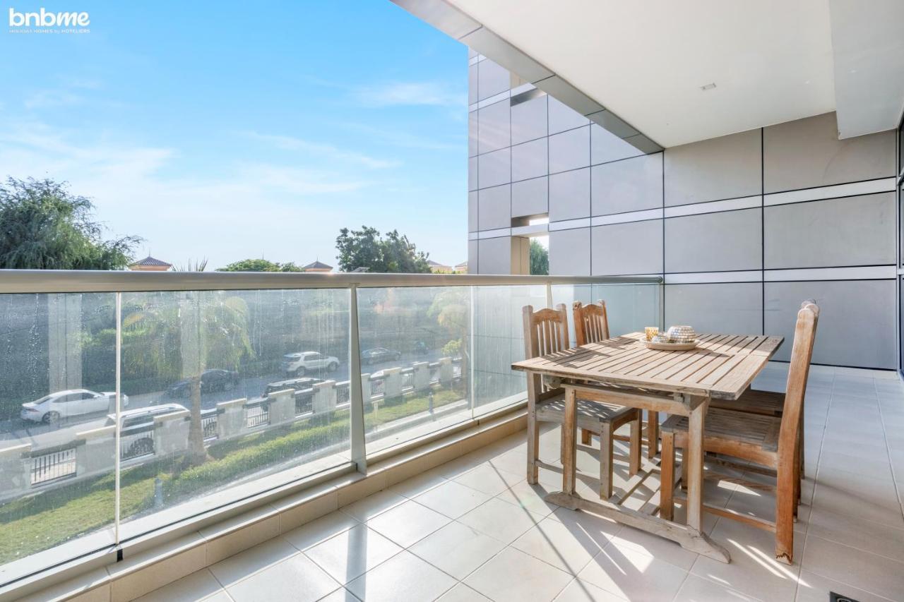 Bnbmehomes - The Medalist Apartment