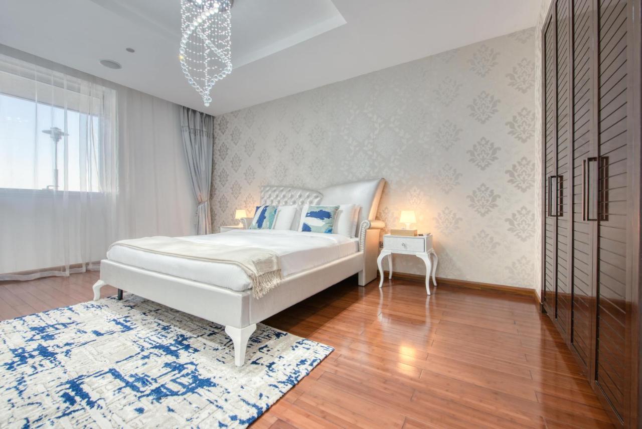 Apartment Maison Privee - Spacious Apt On Palm Jumeirah W Sea Views And Premium Facilities Access Dubai