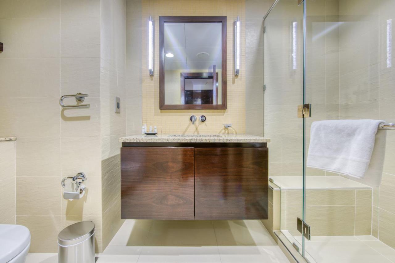 Maison Privee - Spacious Apt On Palm Jumeirah W Sea Views And Premium Facilities Access Apartment *
