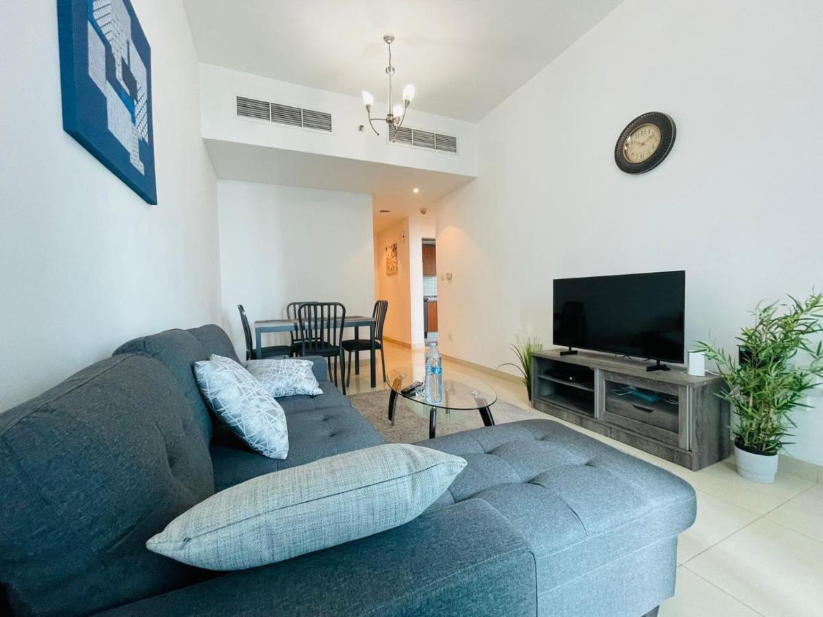 Marina 1 Bedroom Hall With Beautiful View Apartment