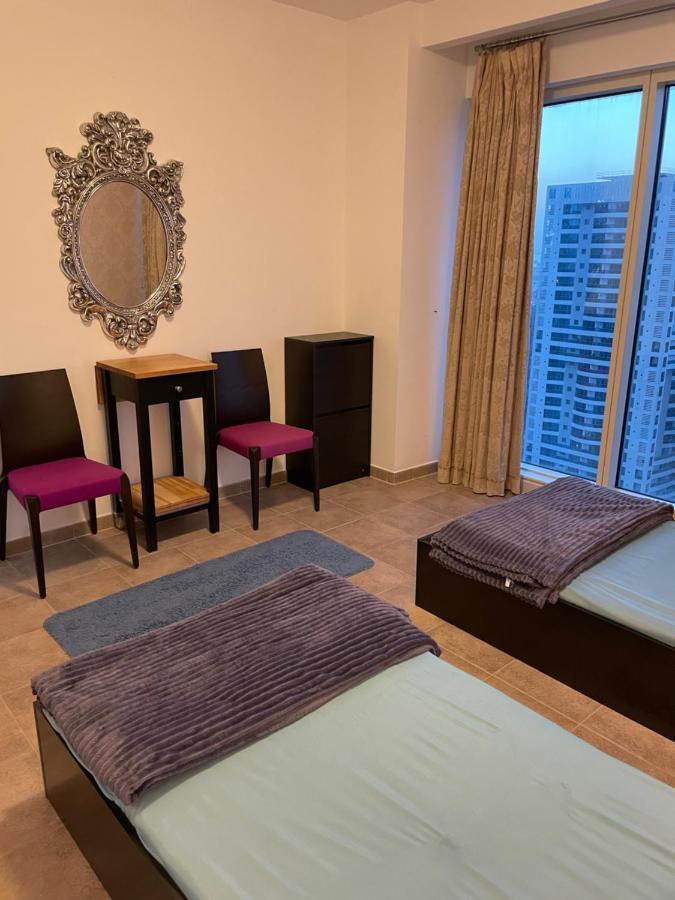 Hostel Travelers Backpackers