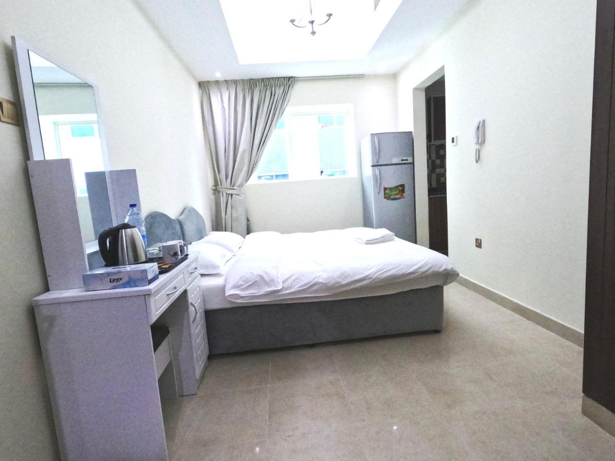 Barsha Star - *