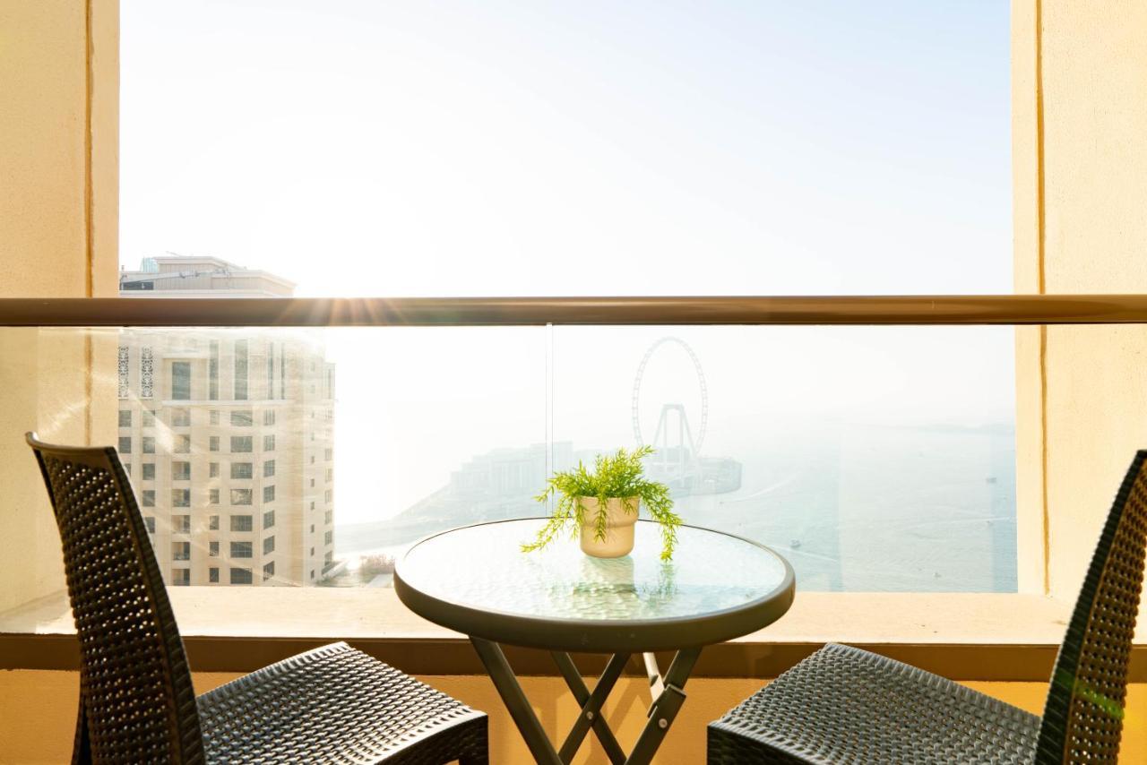 Livein Homes - Jbr Apartment
