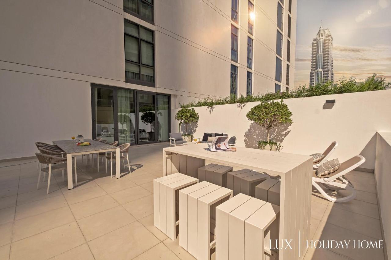 Daire Lux - Contemporary In The Marina *