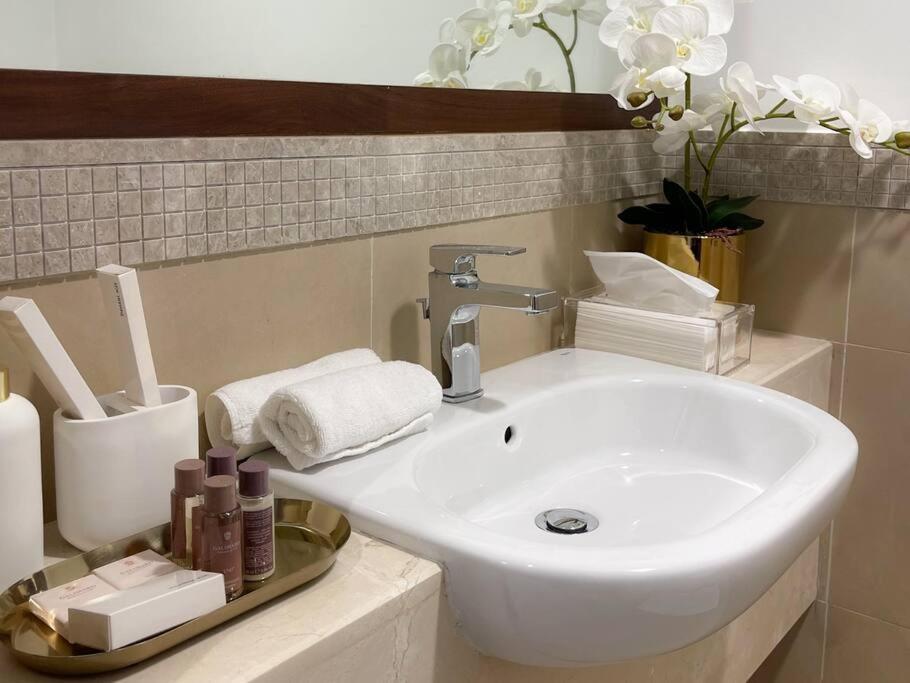 First Class 3br With Full Burj Khalifa And Fountain View