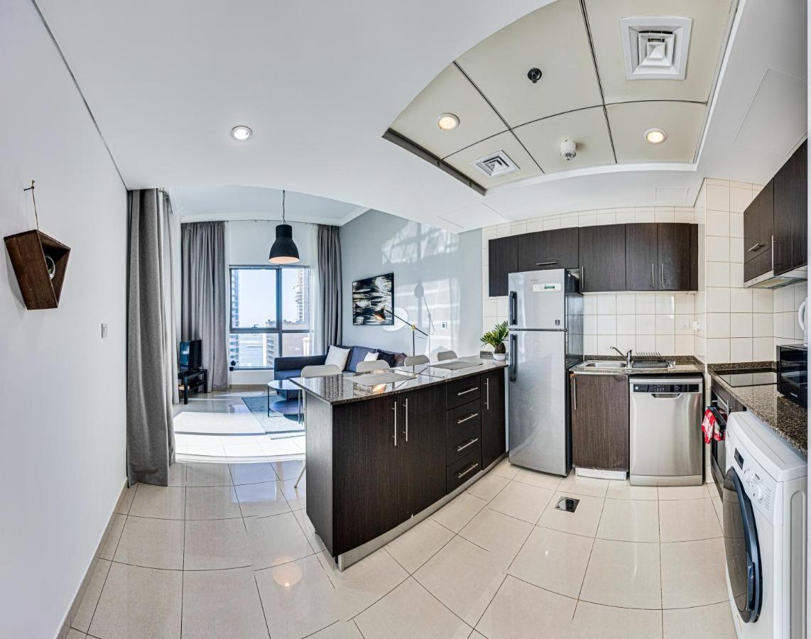 Marina View 1 Bd In Bay Central Building Apartment Dubai