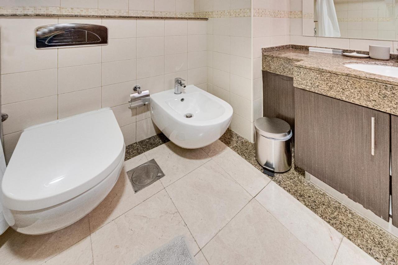 Apartment Marina View 1 Bd In Bay Central Building *