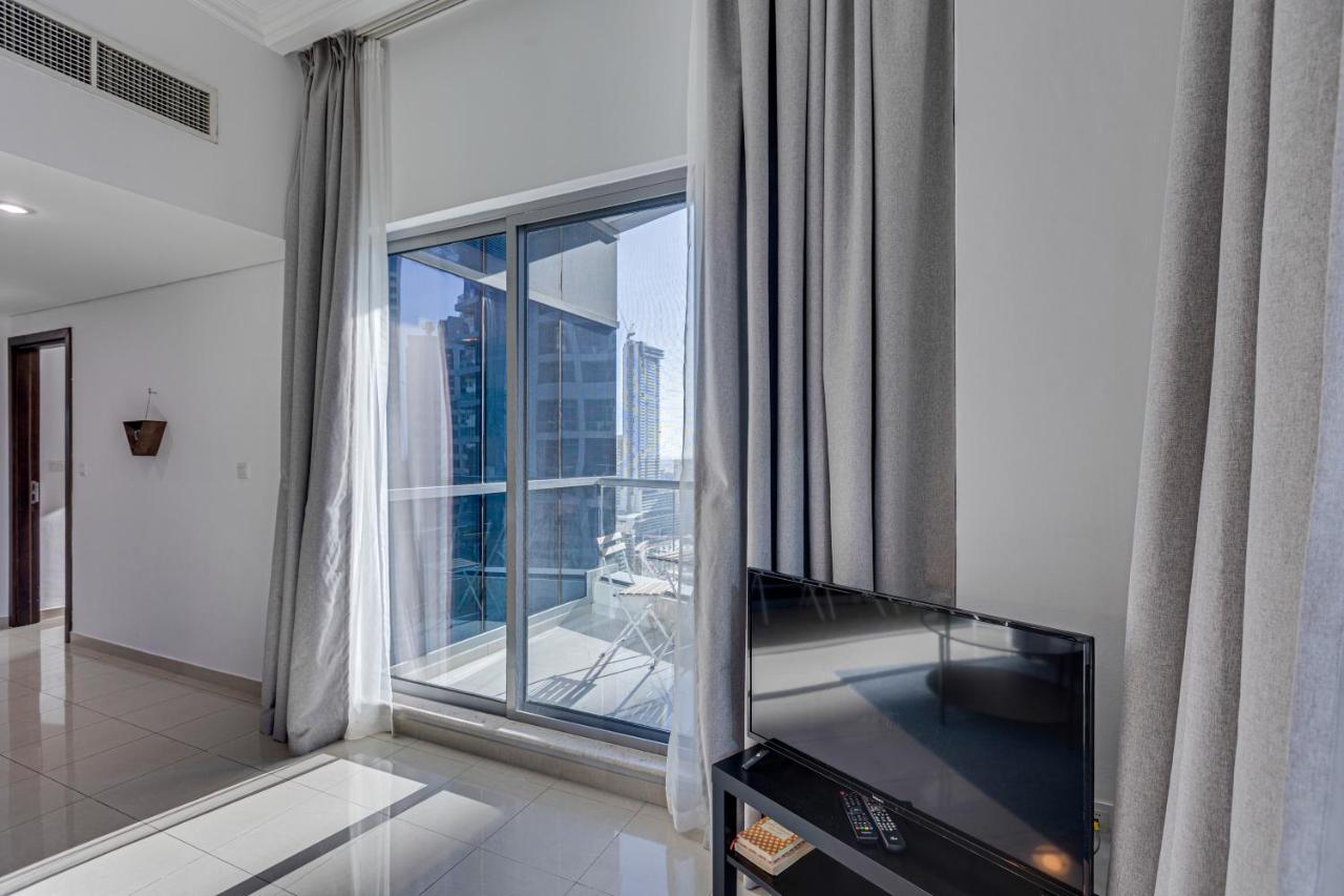 Marina View 1 Bd In Bay Central Building * Dubai