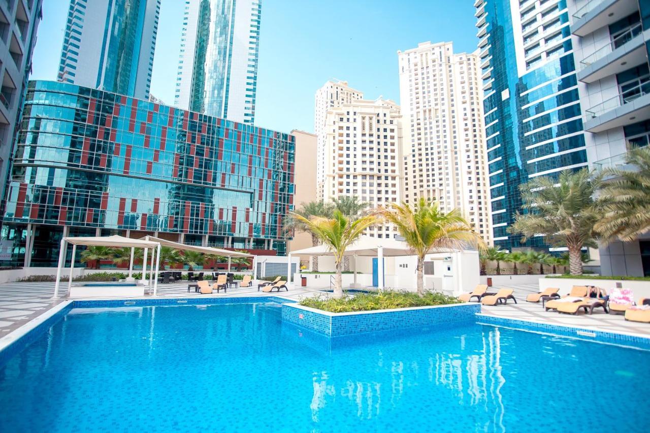 Marina View 1 Bd In Bay Central Building