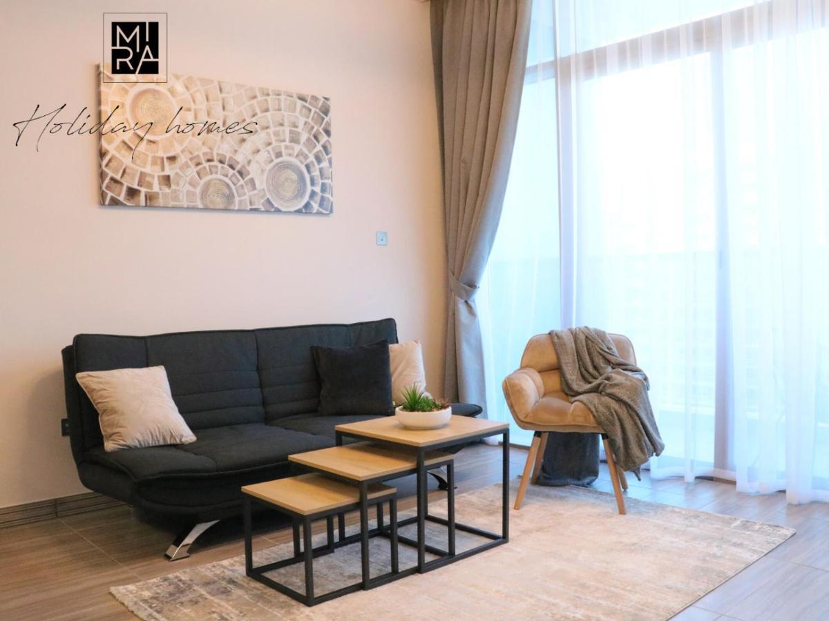 Apartment Mira Homes