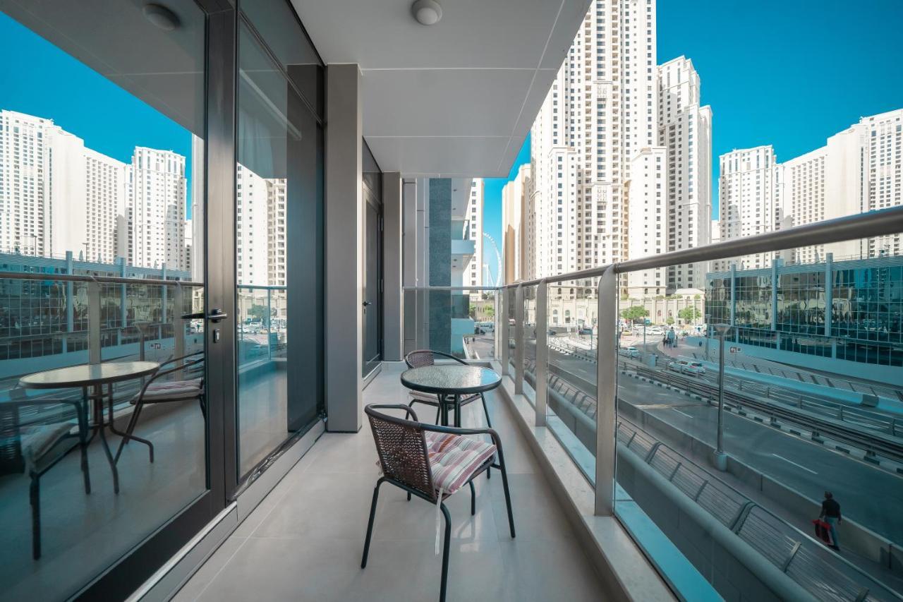 Luton - Sparkle Towers, Marina 20ab 7