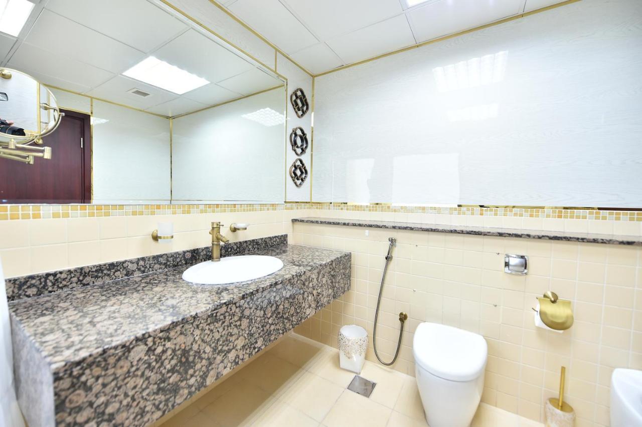Luxury 2br In Jbr - Upgraded - Jnk Apartment