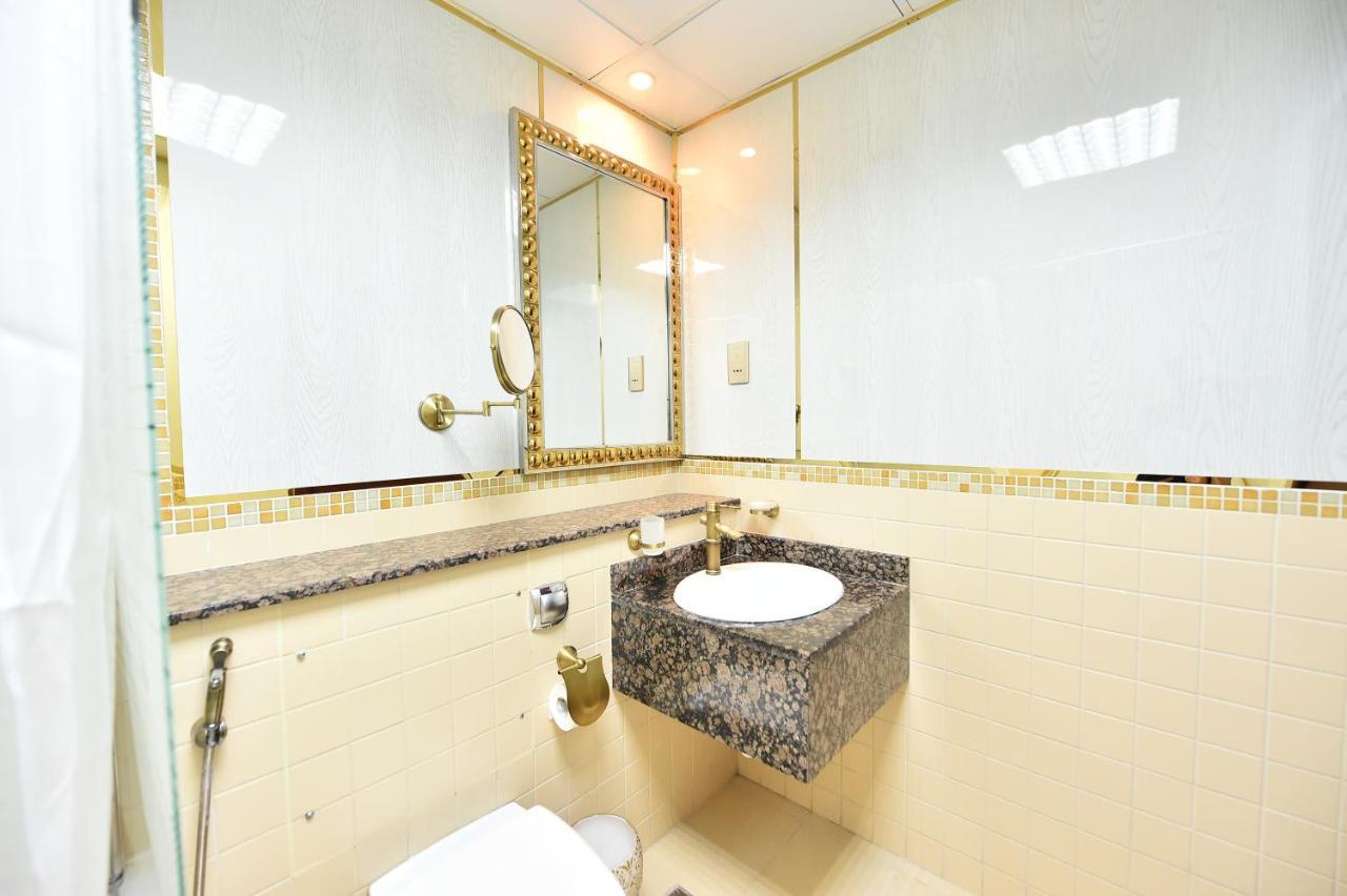 Luxury 2br In Jbr - Upgraded - Jnk Apartment