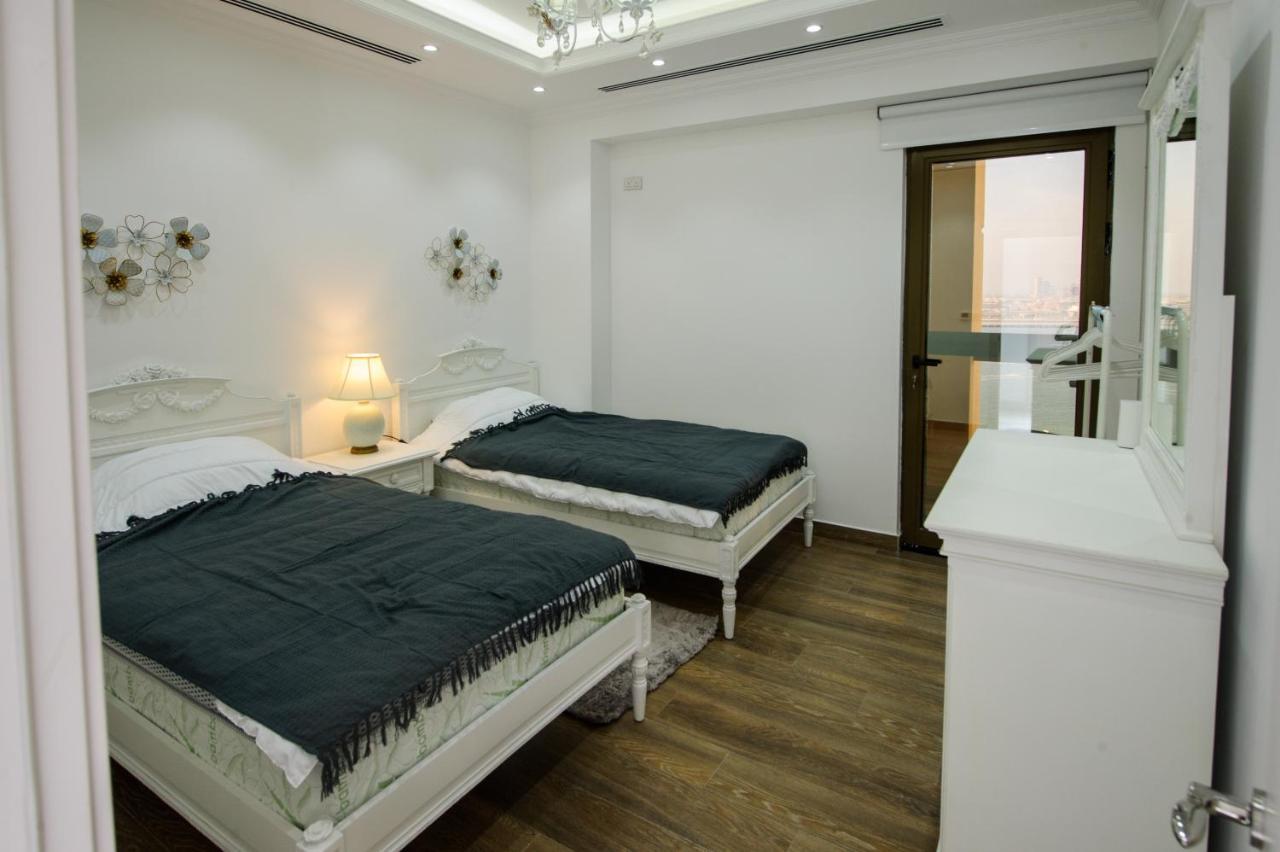 Palmbay Jbr 4 Bedroom Sea View
