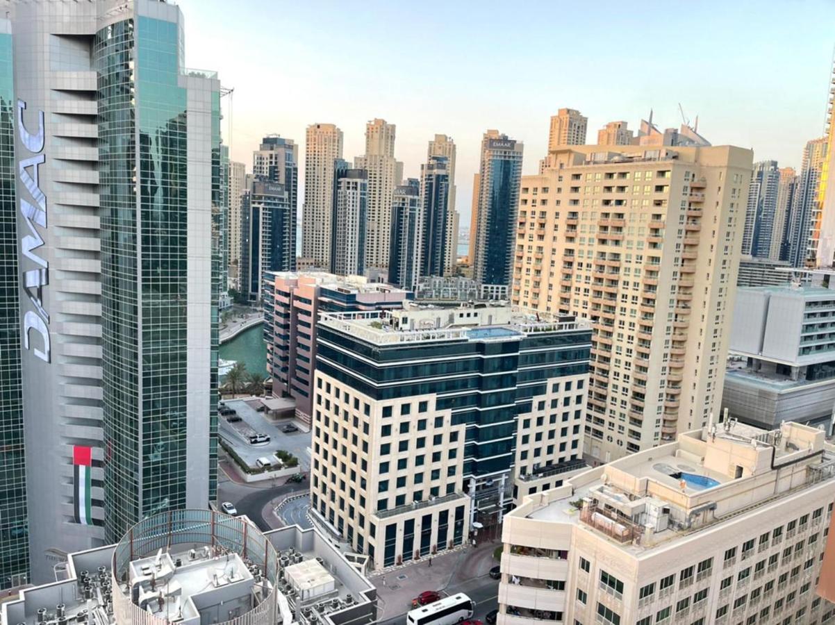 Luxury With Marina View Close To Jbr And Metro With Shared Kitchen * Dubai