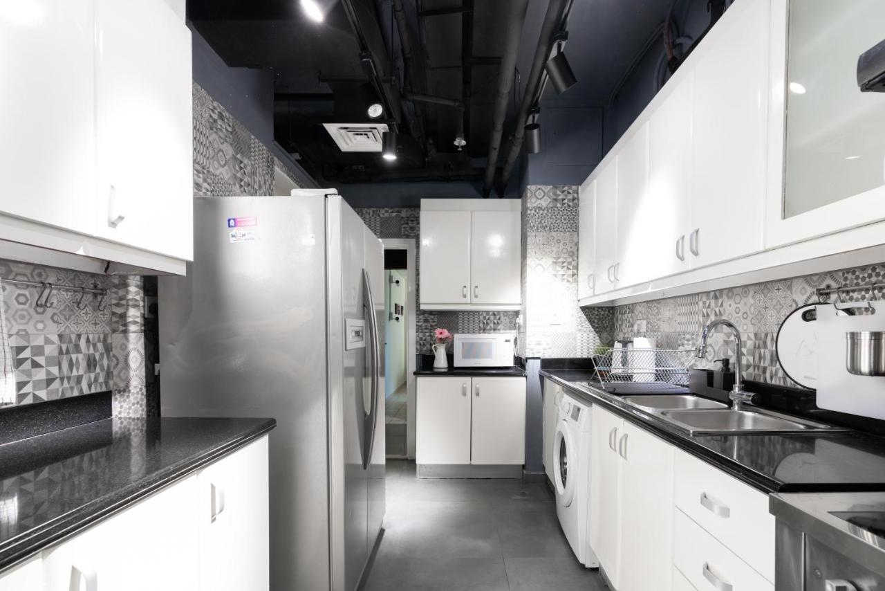 Spacious 5 Beds 3 Min From The Jbr Apartment