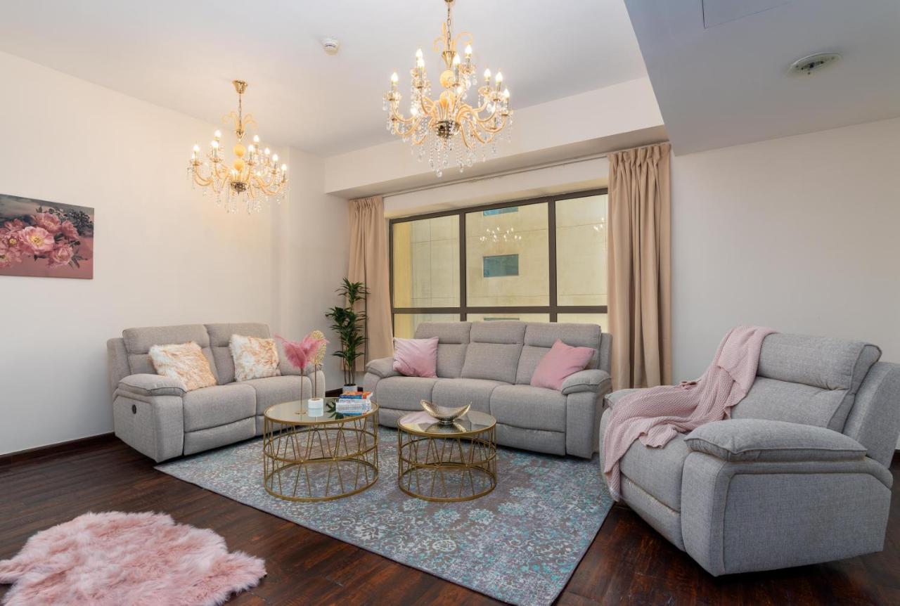 Spacious 5 Beds 3 Min From The Jbr Dubai