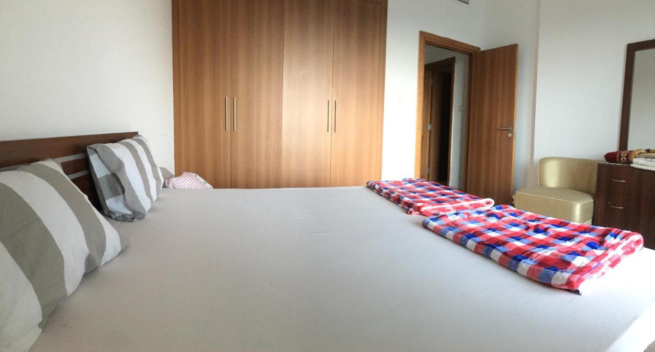 Apartment Octavius Holiday Homes, Spacious 2 Bedroom Apartment, Skyline & Burj Khalifa View