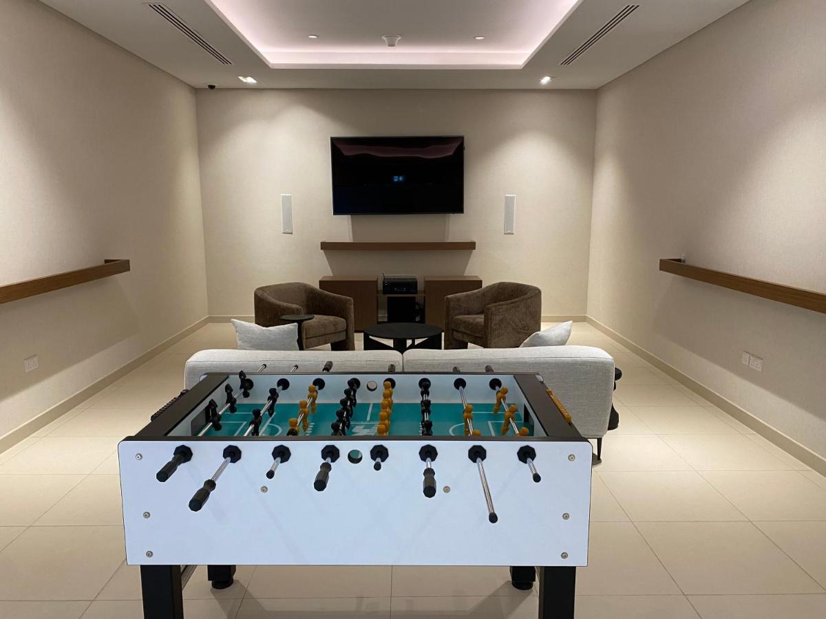 52 Luxury 1-br With Breath Taking Views And Amenities *