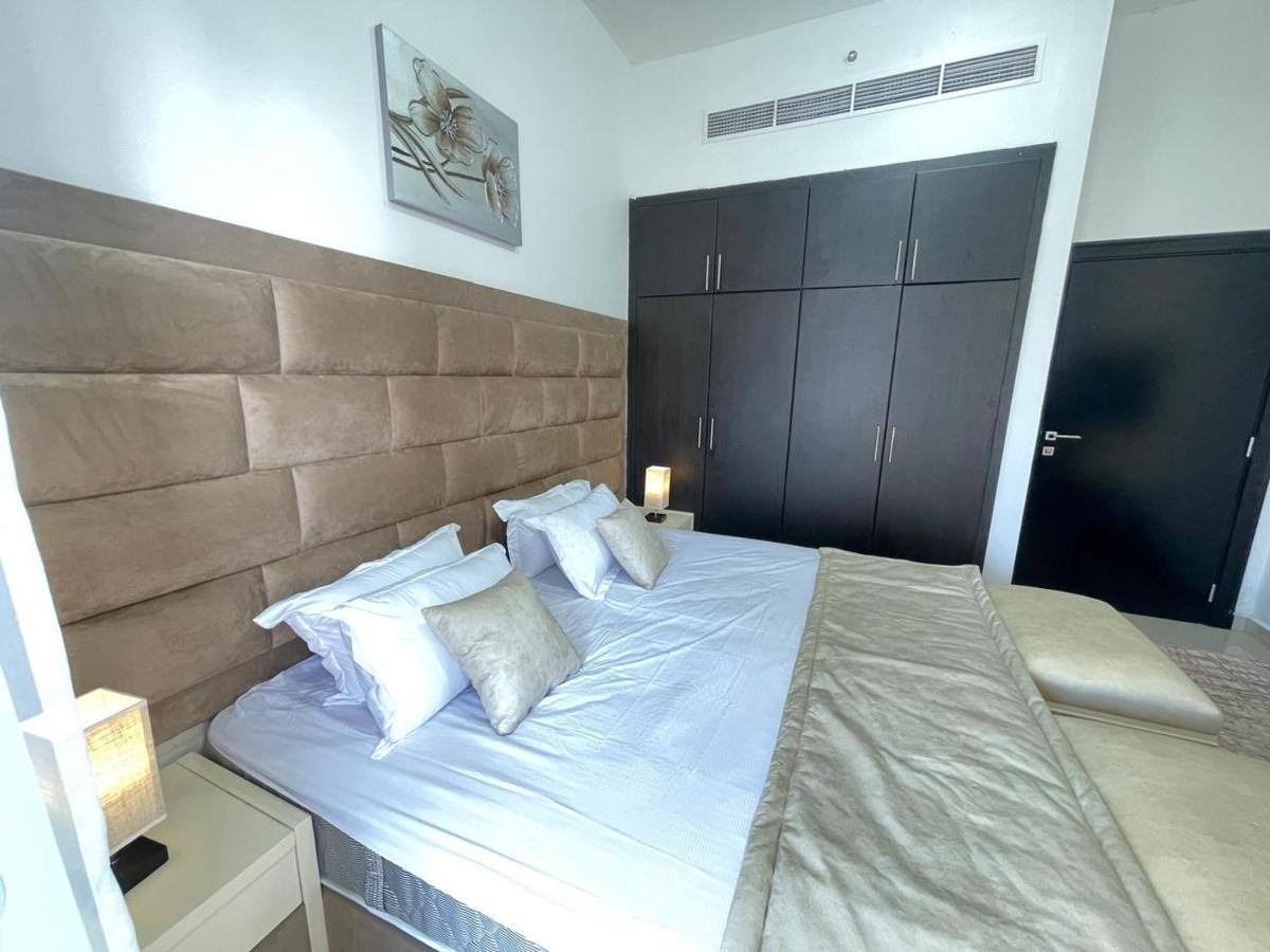 Homestay Private Gorgeous With Marina View With Shared Kitchen In Shared *