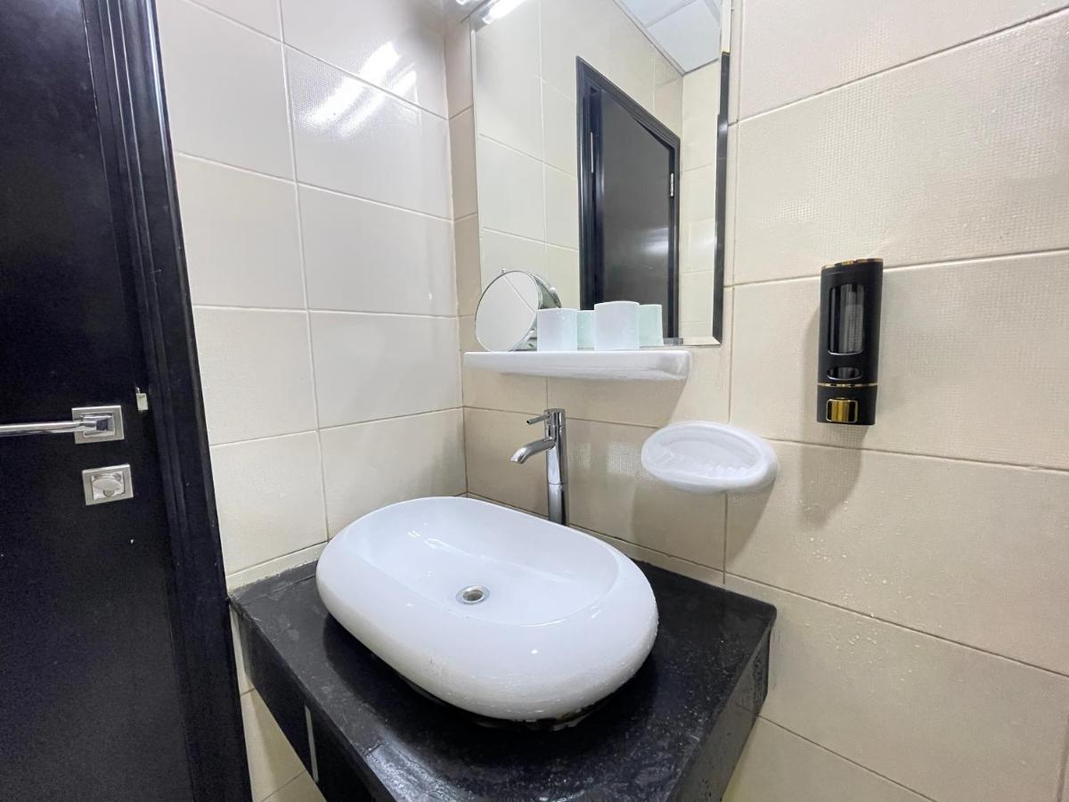 Homestay Private Gorgeous With Marina View With Shared Kitchen In Shared