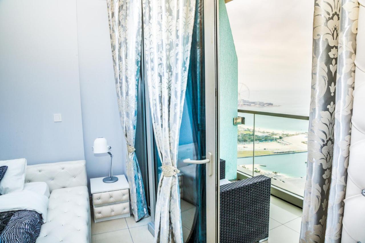 Apartment Green Future Holiday Homes - Ocean Heights Marina Dubai