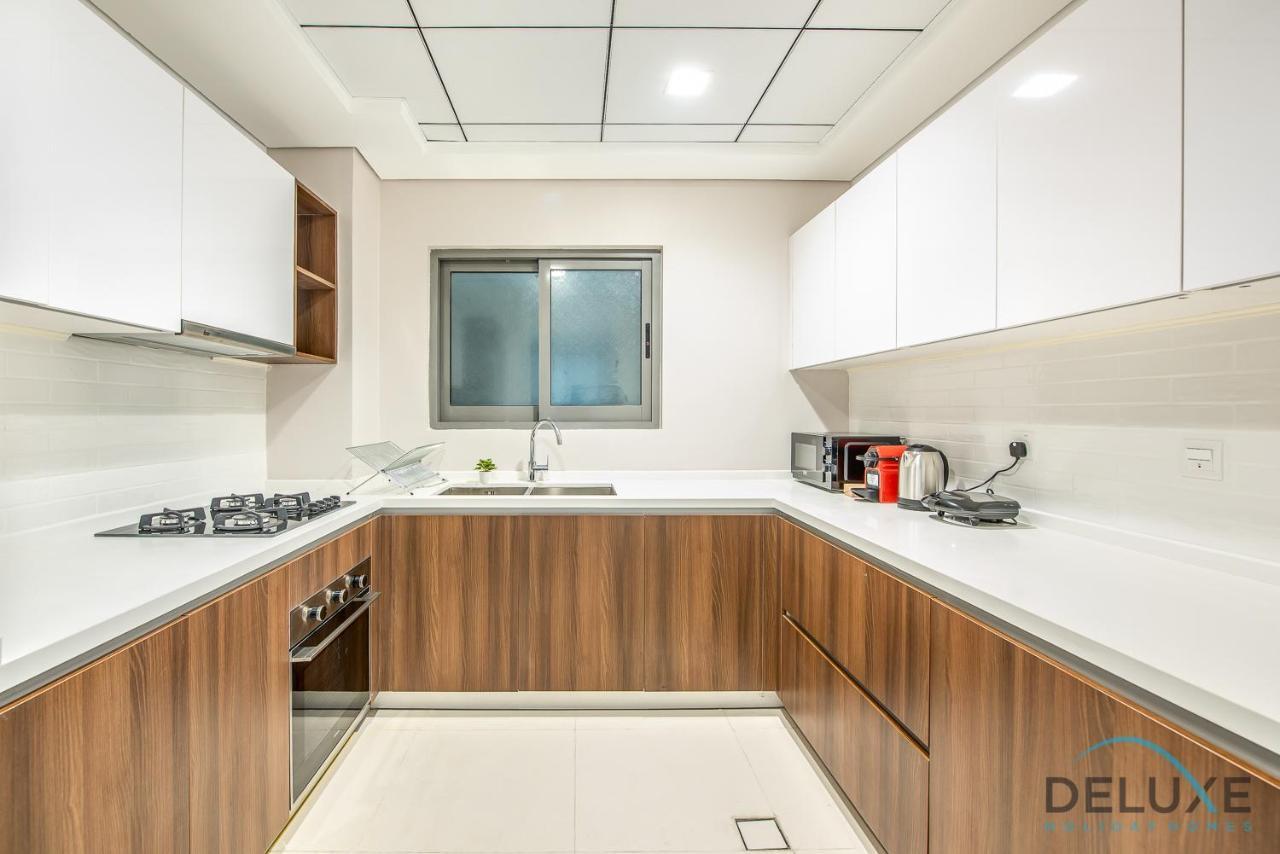 Stunning 1br At Prime Views Meydan By Deluxe Homes Apartamento Dubai