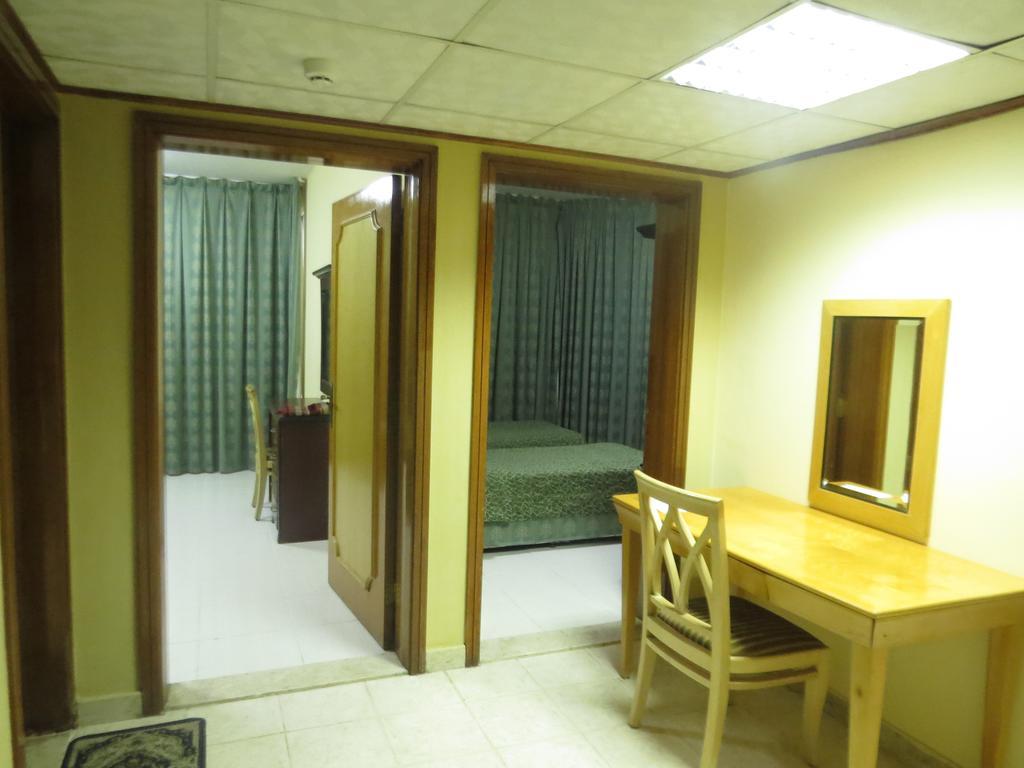 Aparthotel Liwa Plaza 3*