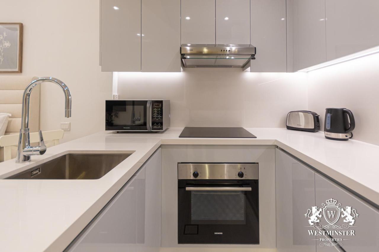 Apartment Westminster Burj Al Nujoom Dubai