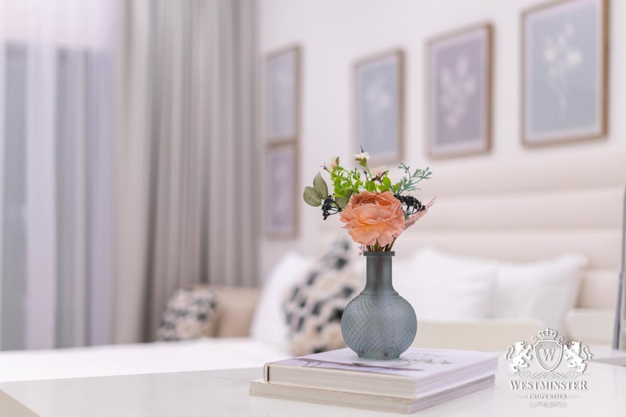 Apartment Westminster Burj Al Nujoom