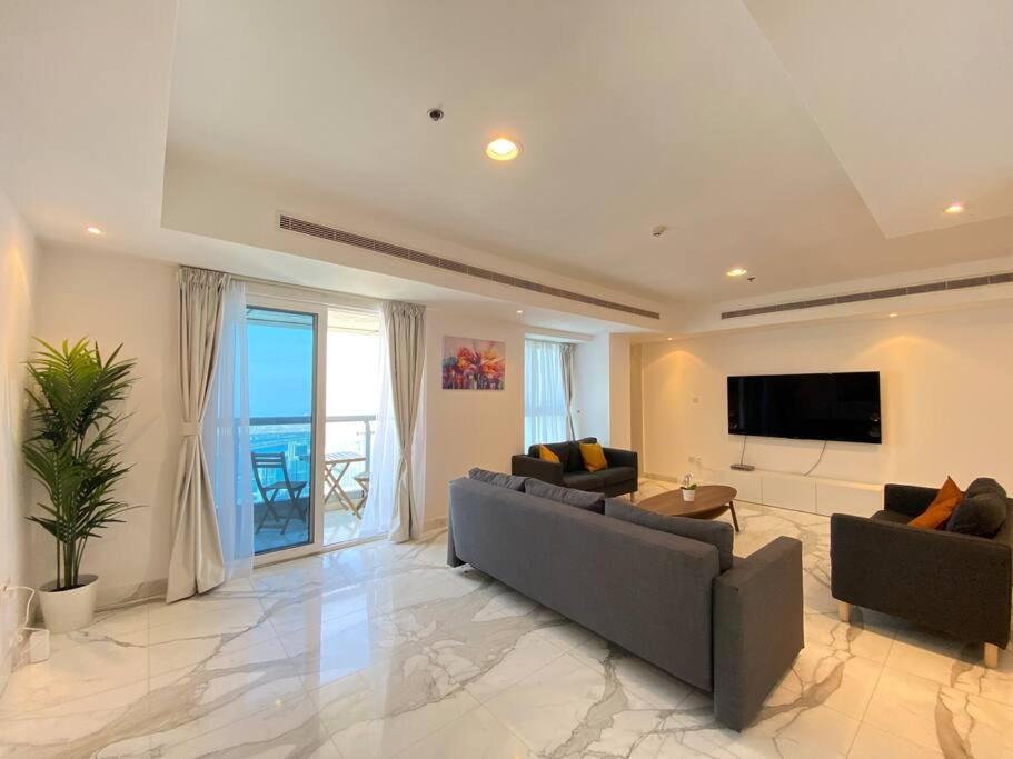 Lux Princess Tower Duplex Ocean & Palm Views *