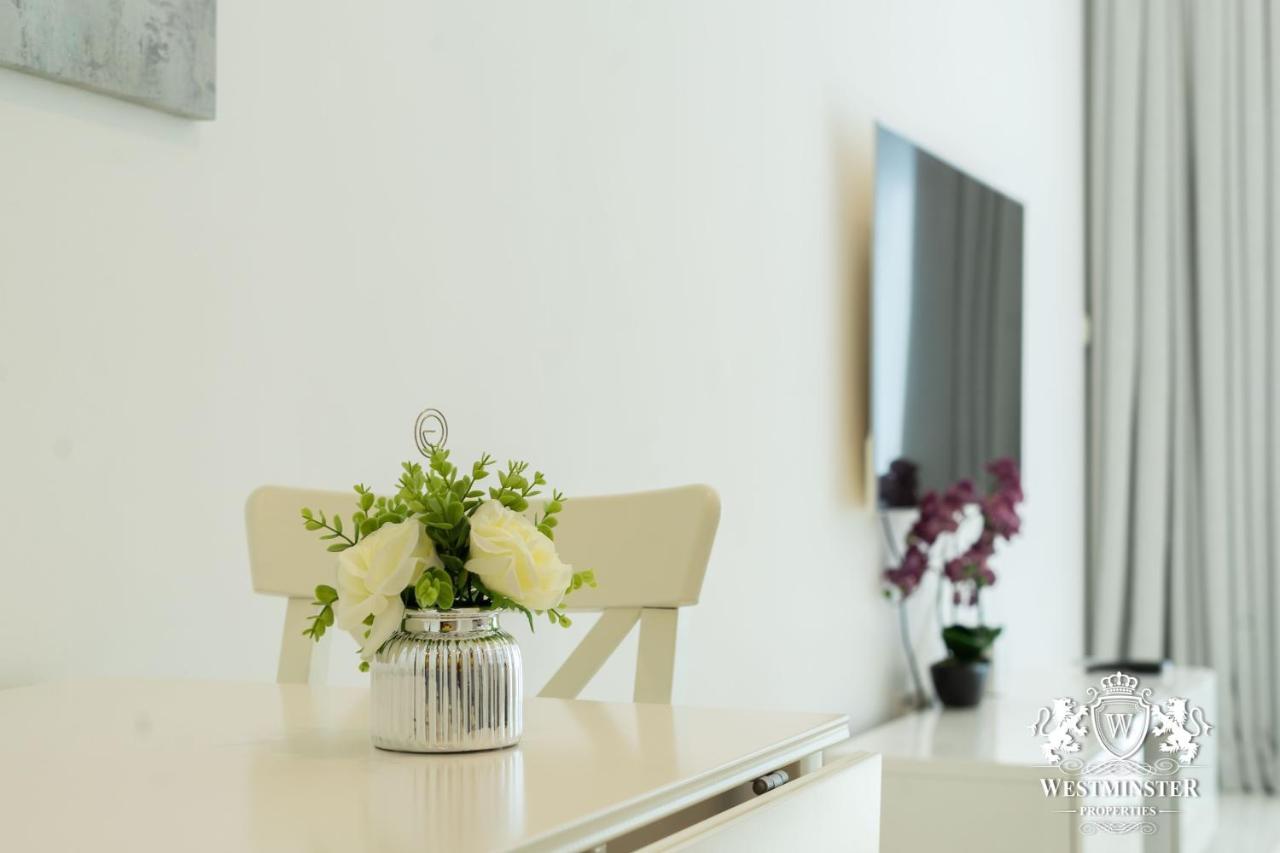 Westminster Burj Al Nujoom Apartment
