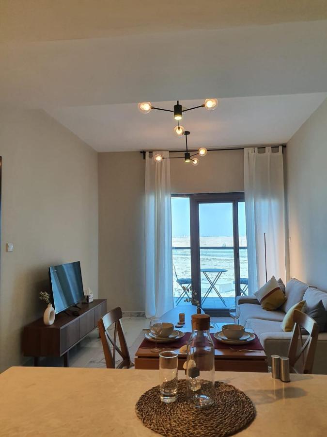Apartment Cozy 1-bedroom In South With Pool