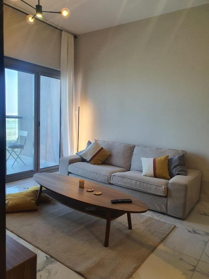 Cozy 1-bedroom In South With Pool Apartment Dubai