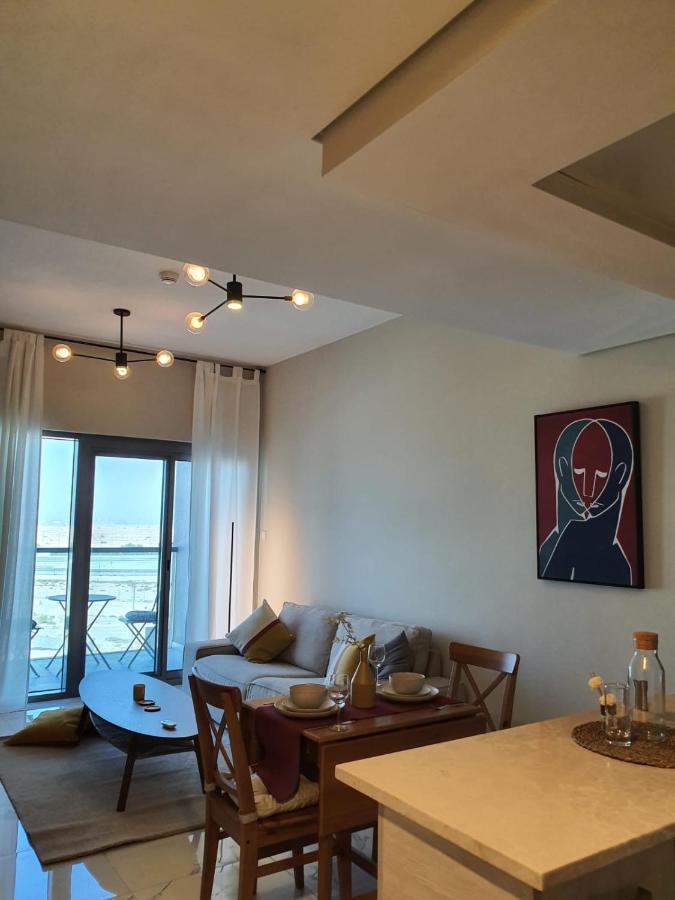 Apartment Cozy 1-bedroom In South With Pool